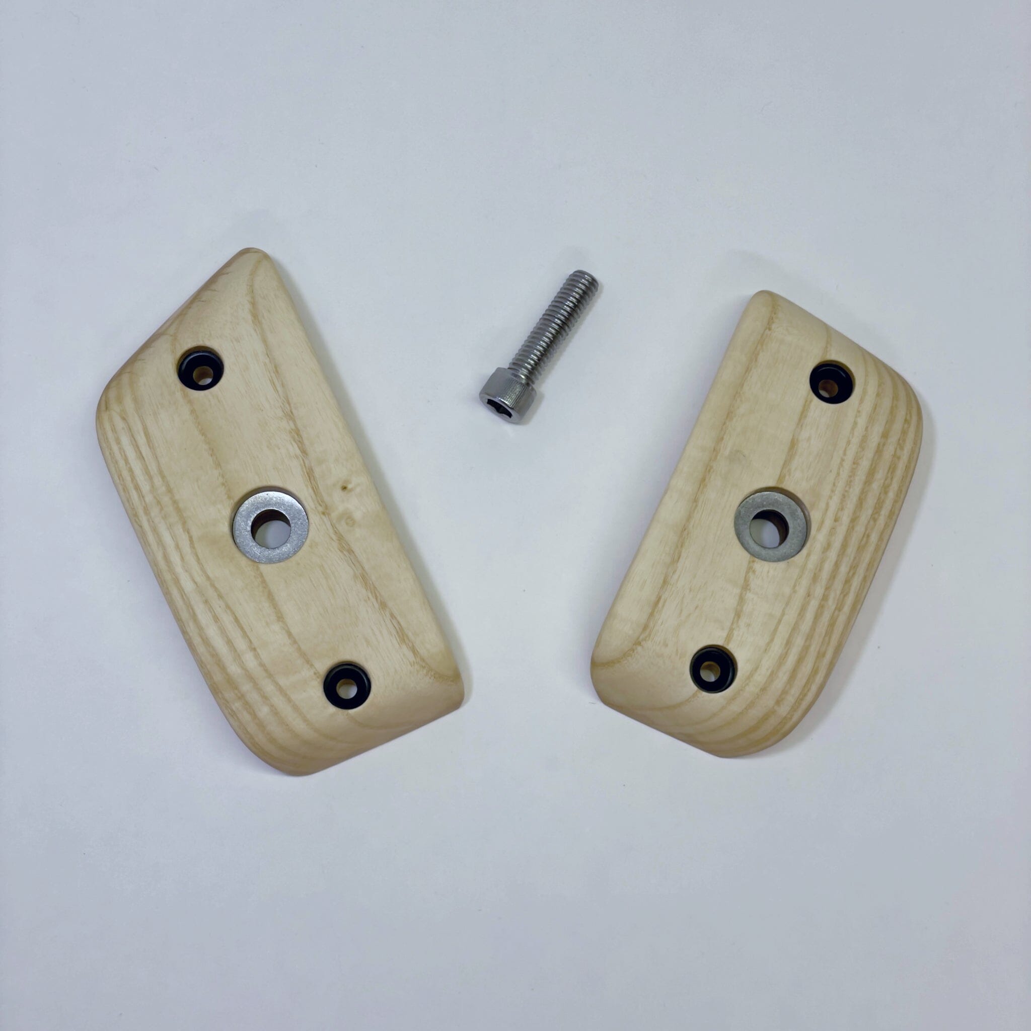 Cabriolet Pinches Holds Ground Up Grips