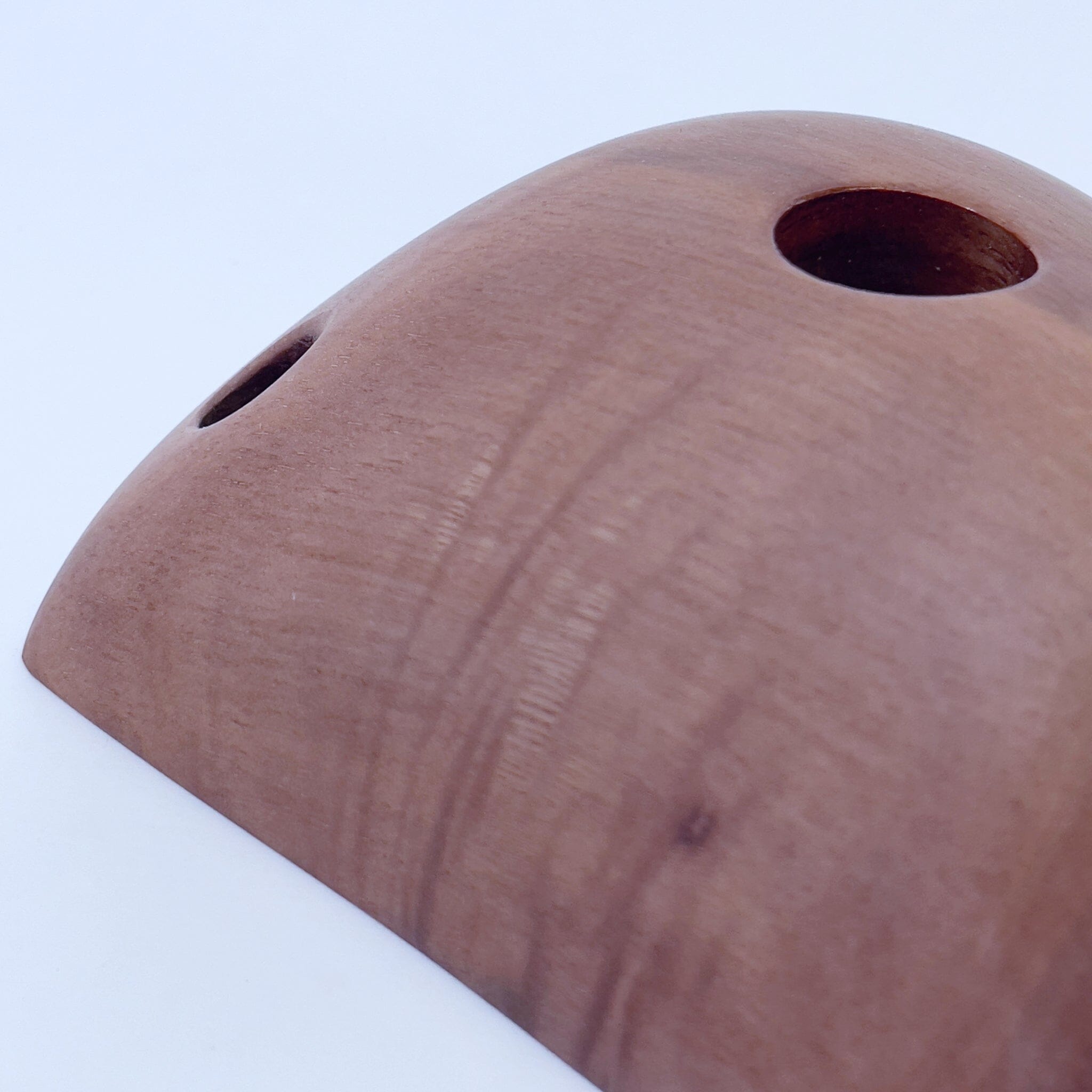 Grape Jugs Holds Ground Up Grips