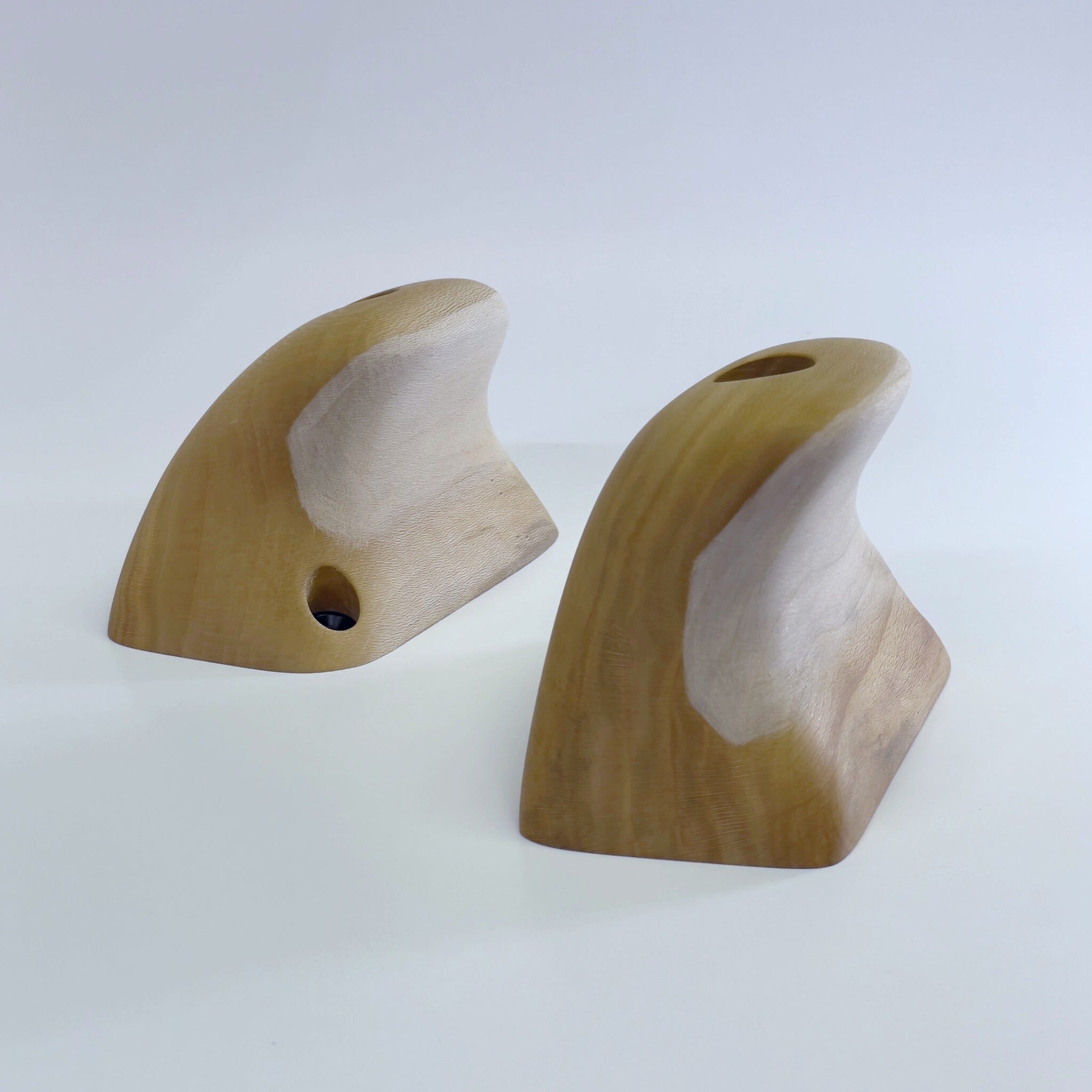 Kareems Holds Ground Up Grips