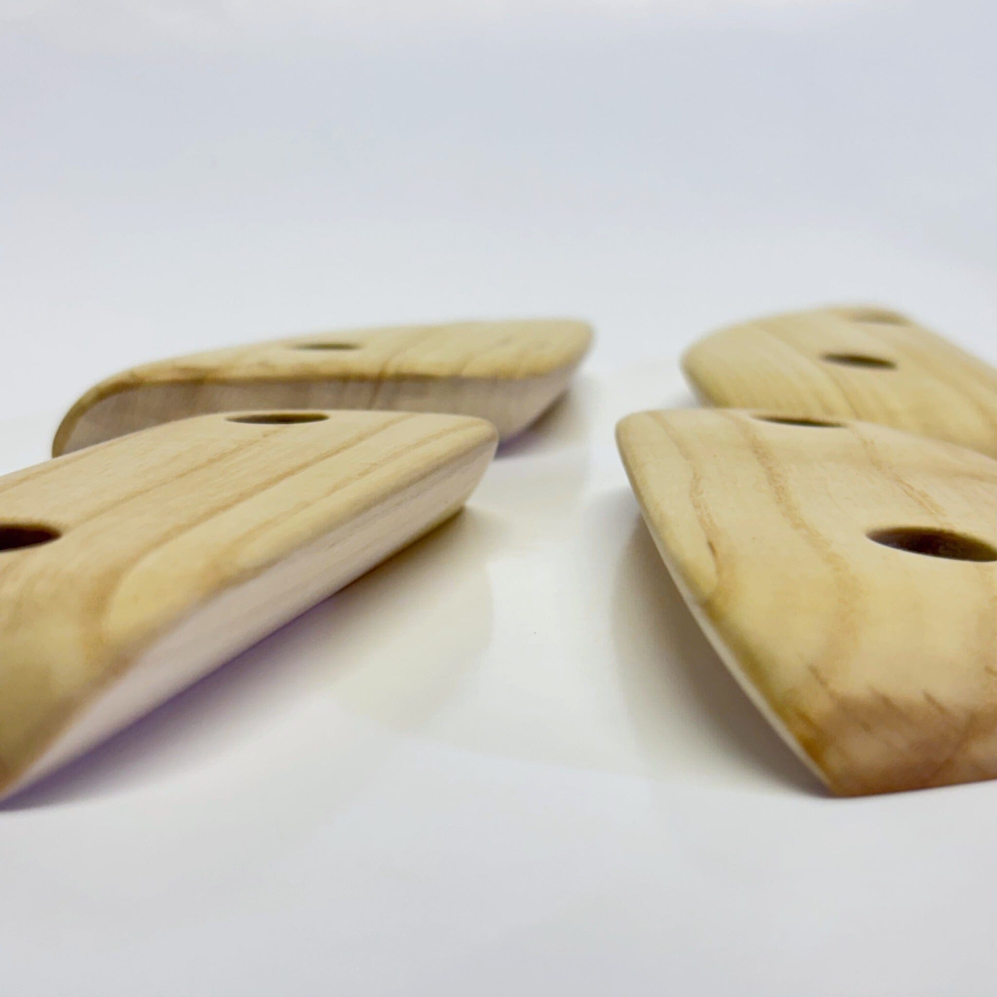 Thin Wafers Holds Ground Up Grips