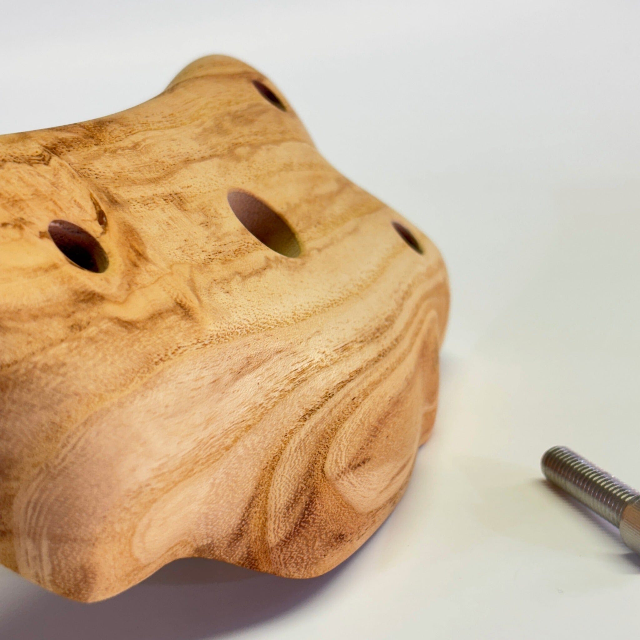 30mm Finger Bucket Holds Ground Up Grips 