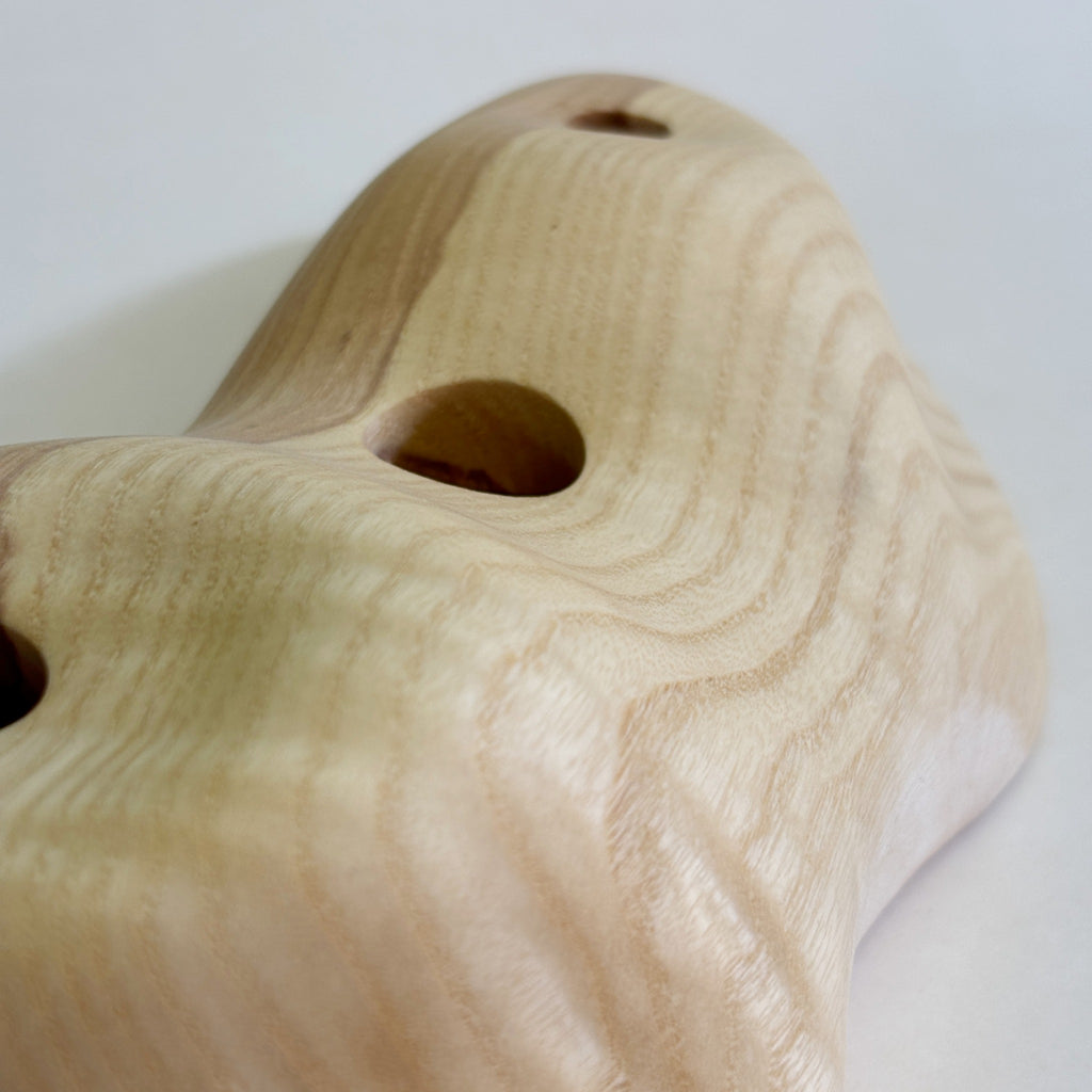 Large Wavy Pinch