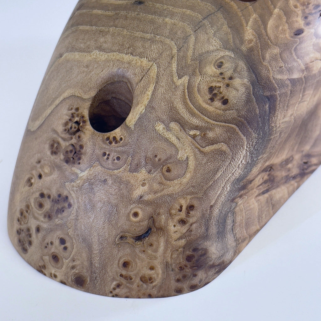 Burl Dugout Holds Ground Up Grips 