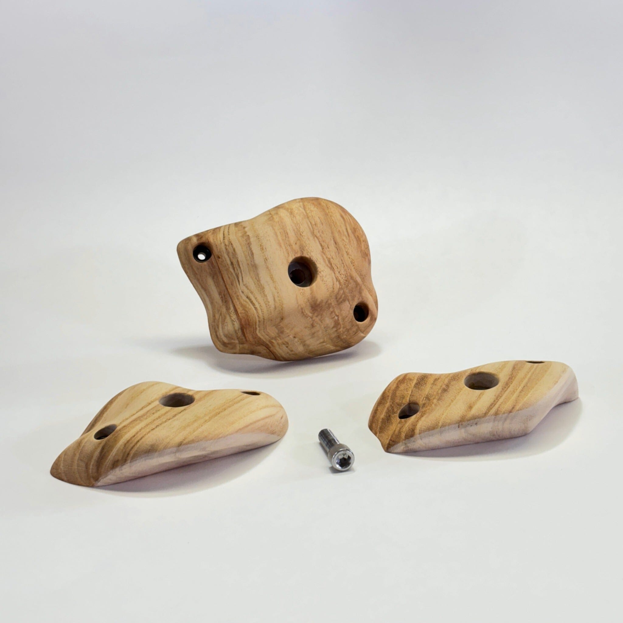 Generous Incuts Holds Ground Up Grips 