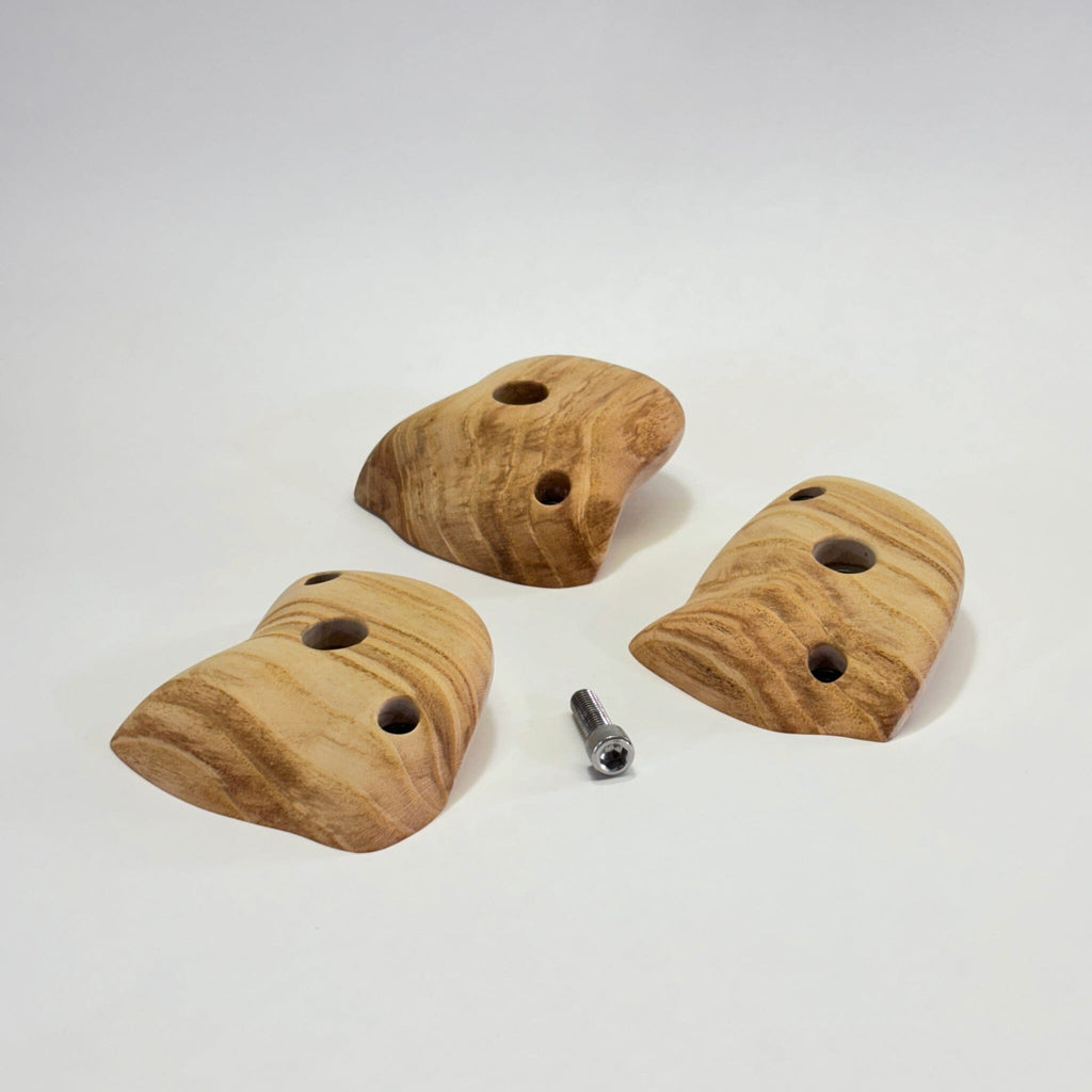 Generous Incuts Holds Ground Up Grips 