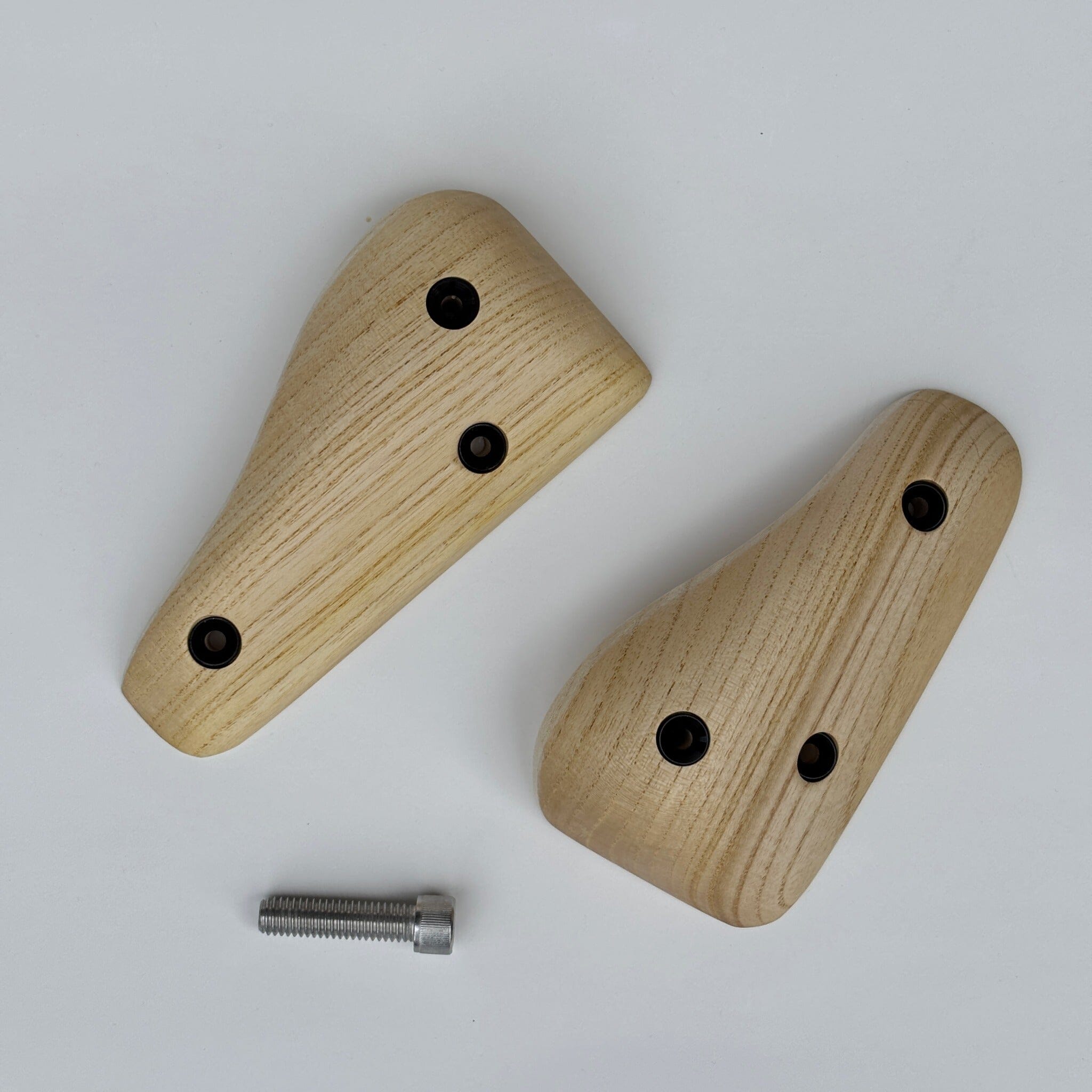 Swooped Edges Holds Ground Up Grips 