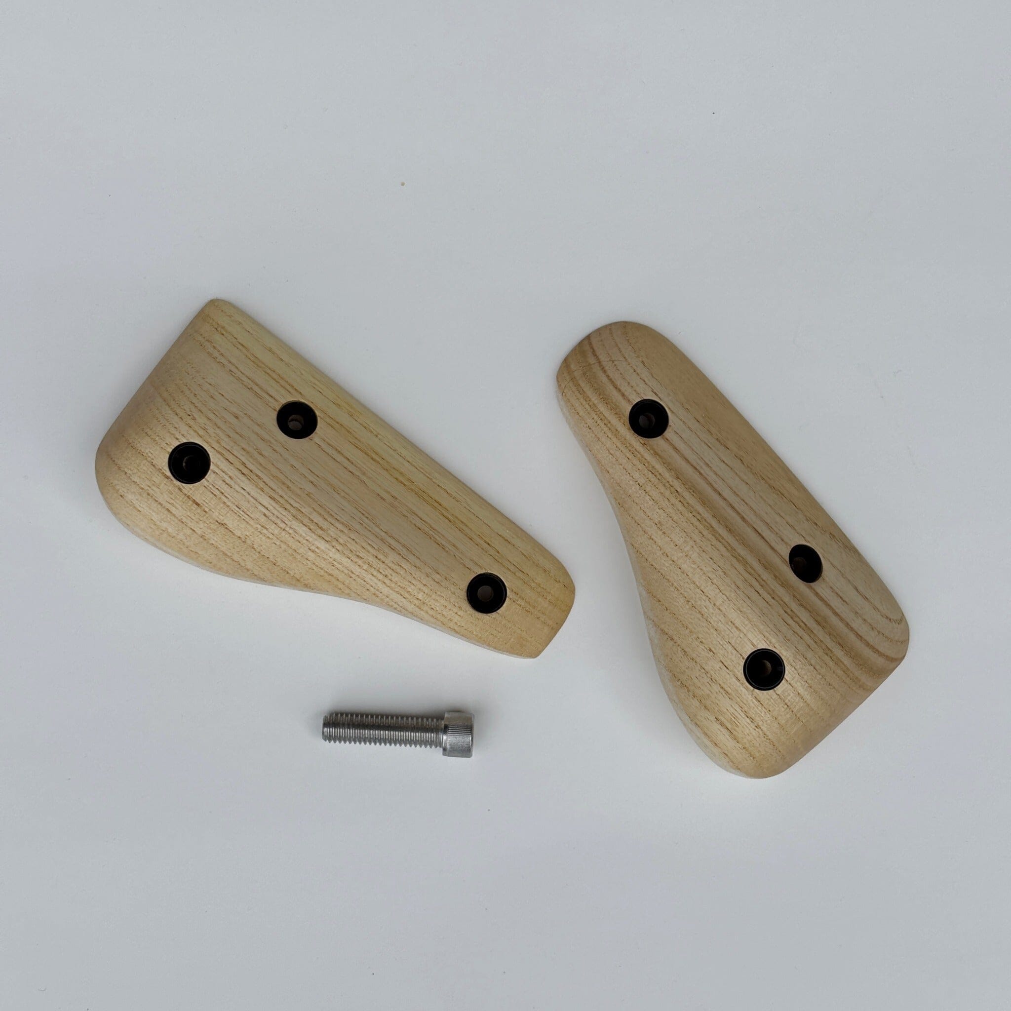 Swooped Edges Holds Ground Up Grips 