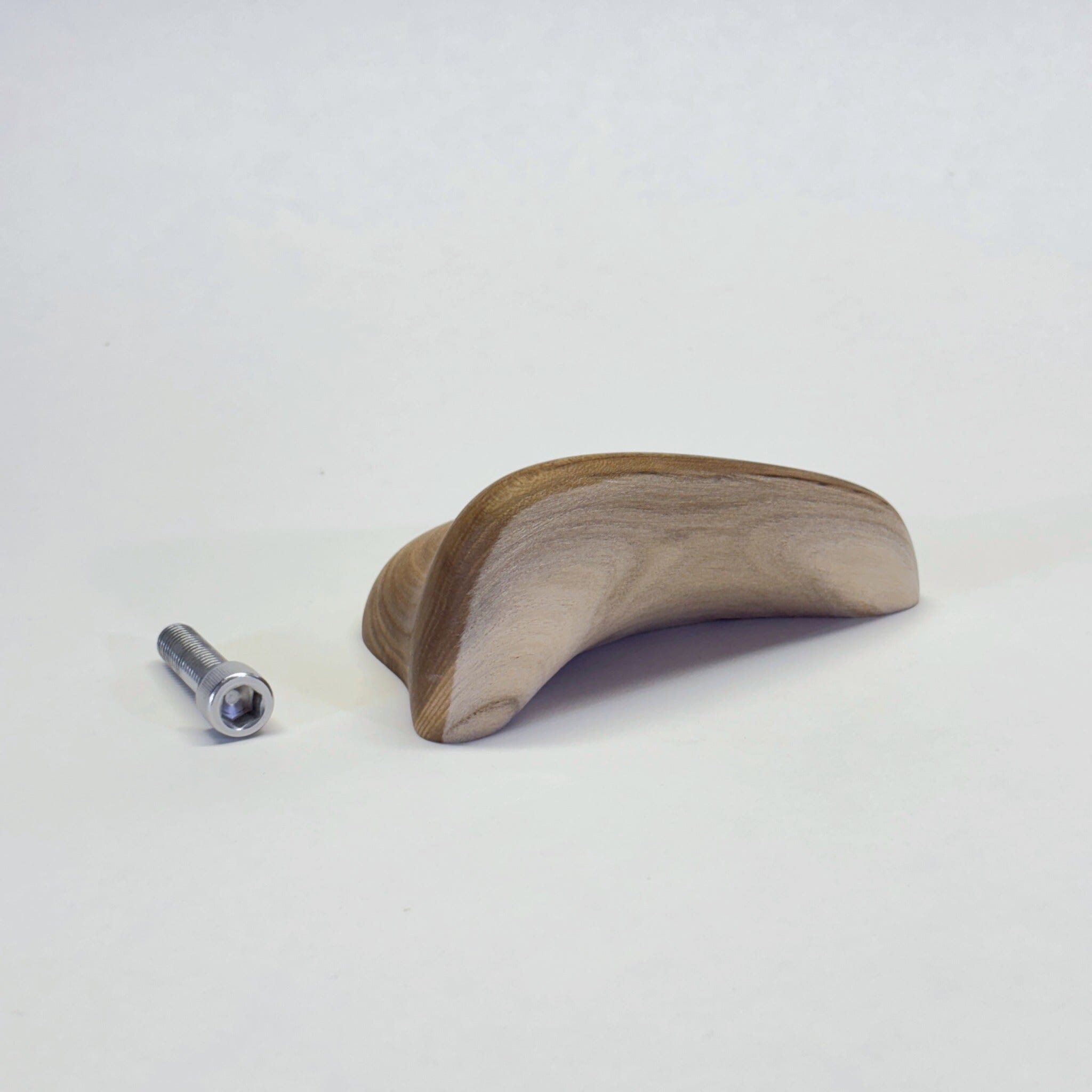 Thicc Lip Holds Ground Up Grips 